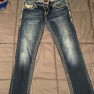 Rock revival skinny jeans. Style Betty size 29 32 inseam